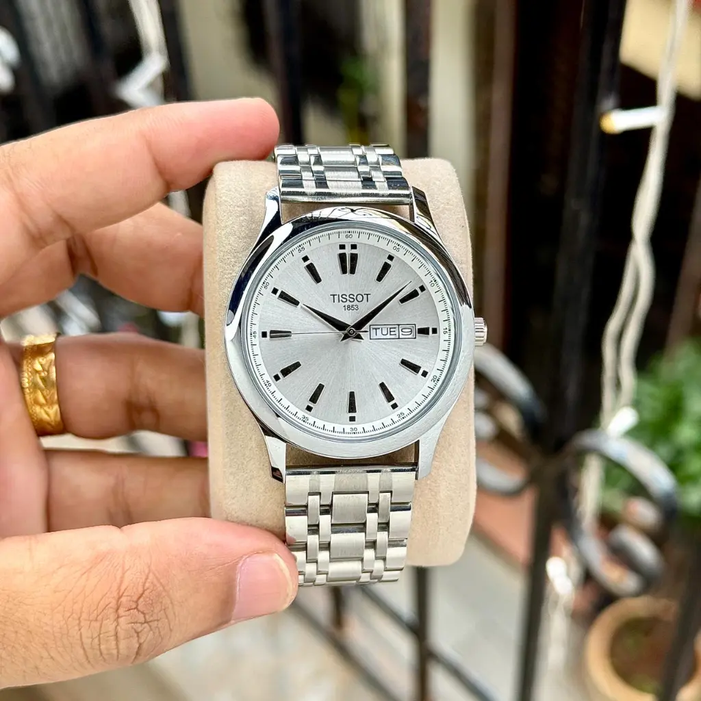 WhatsApp Image 2025-11-05 at 8.42.56 AM.webp