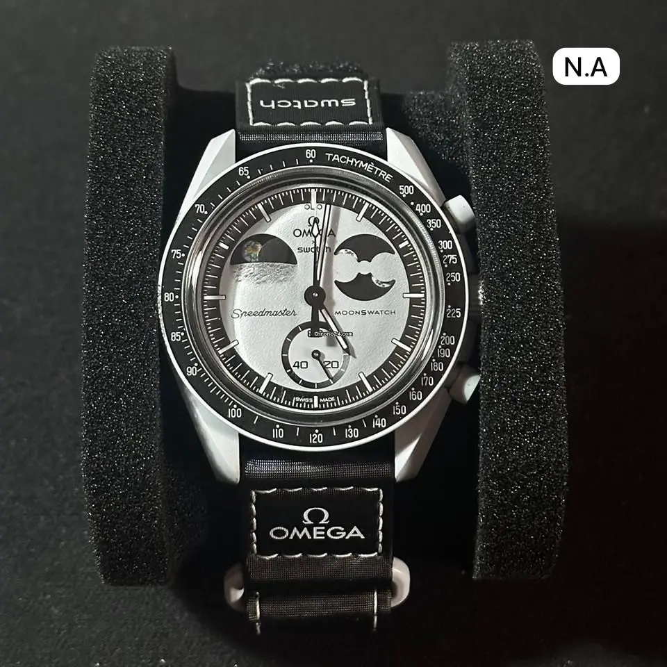 Omega x Swatch MoonSwatch