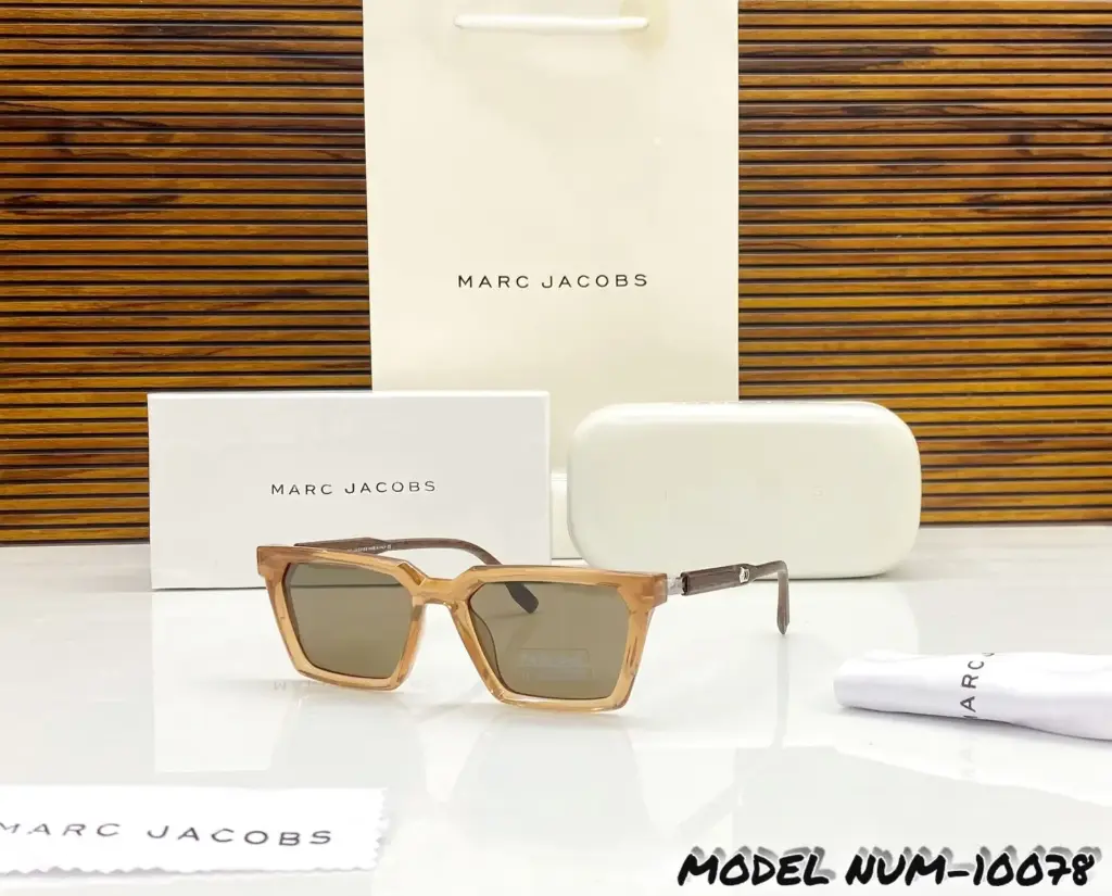 MARC JACOBS 10078
