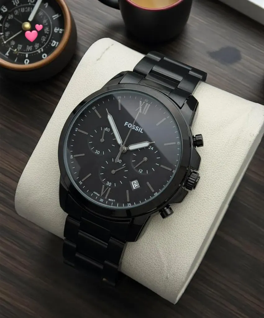 FOSSIL (BLACK)